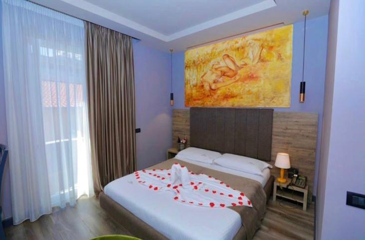 Vivi La Vita Hotel ติรานา ภายนอก รูปภาพ